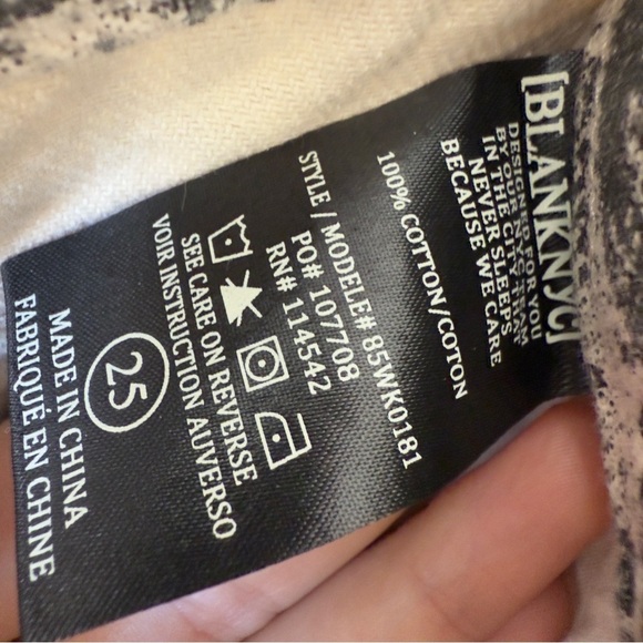 BLANK NYC snake print denim skirt NWT  size: 25 - Picture 5 of 5